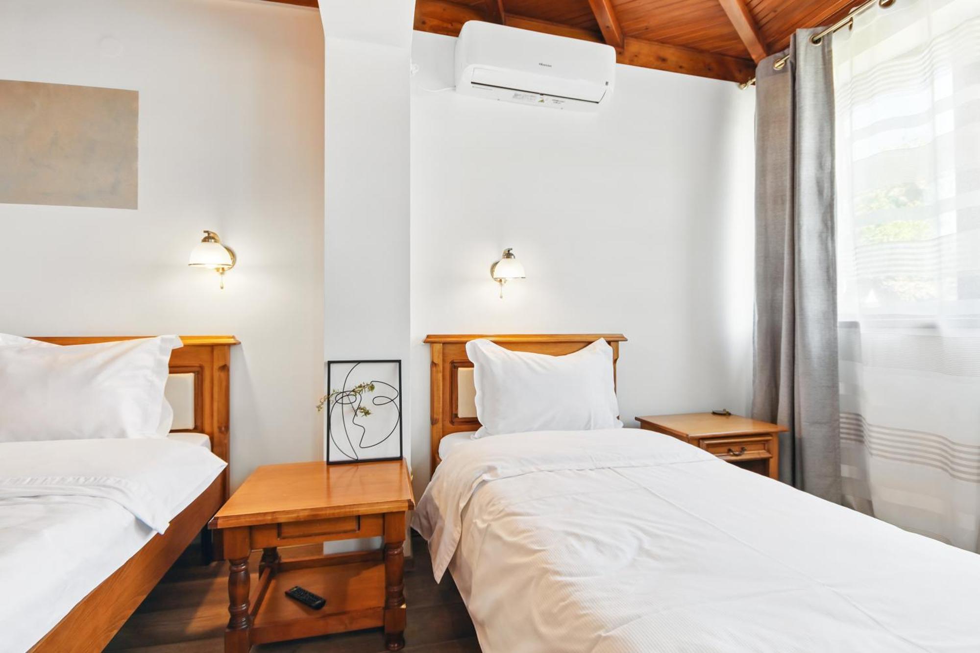 Casa Galand Hotel Parscov Luaran gambar