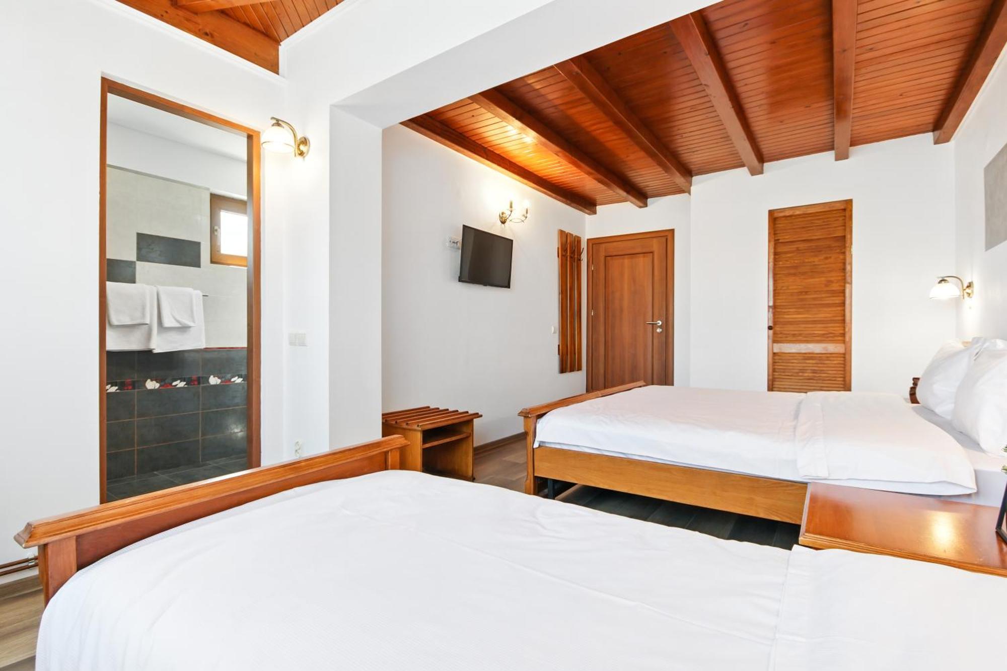 Casa Galand Hotel Parscov Luaran gambar